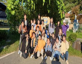 http://gjjlc.hieu.edu.cn/__local/5/37/C5/4A37C5C428665835F4BB629E299_4781C3E0_6D63.jpg